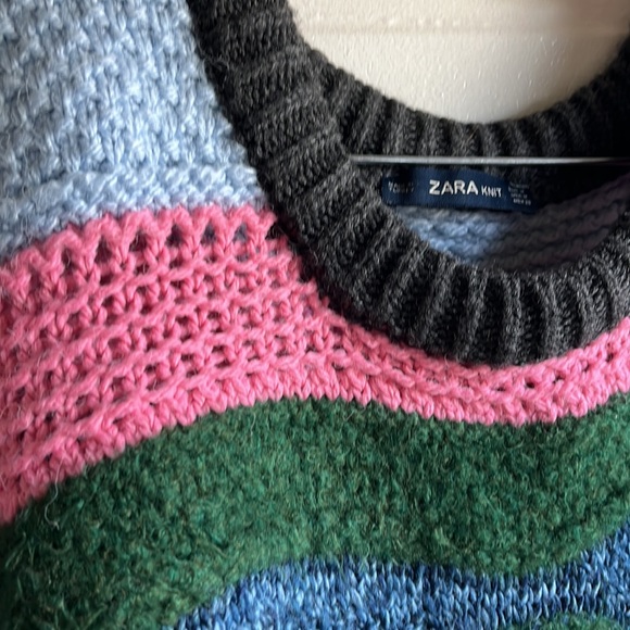 Zara maximalist knit sweater with fringe - Picture 2 of 4